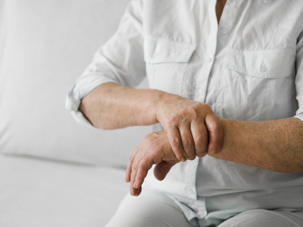 hand arthritis symptoms rheumatoid